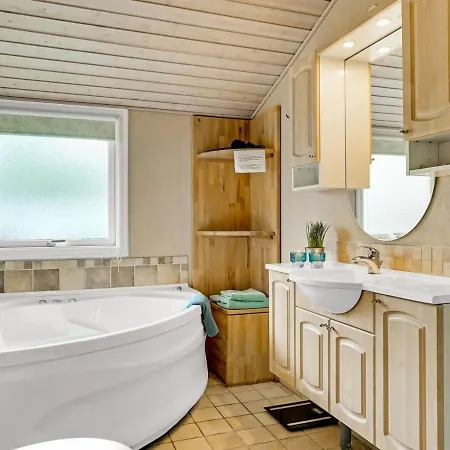 Eli - 1-4km From The Sea In Ne Jutland By Interhome *