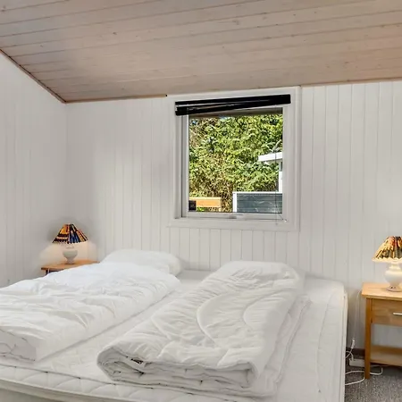 Eli - 1-4km From The Sea By Interhome *