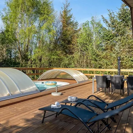 Eli - 1-4km From The Sea By Interhome